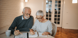 Tile_Brief-the-chief_retired couple working out superannuation